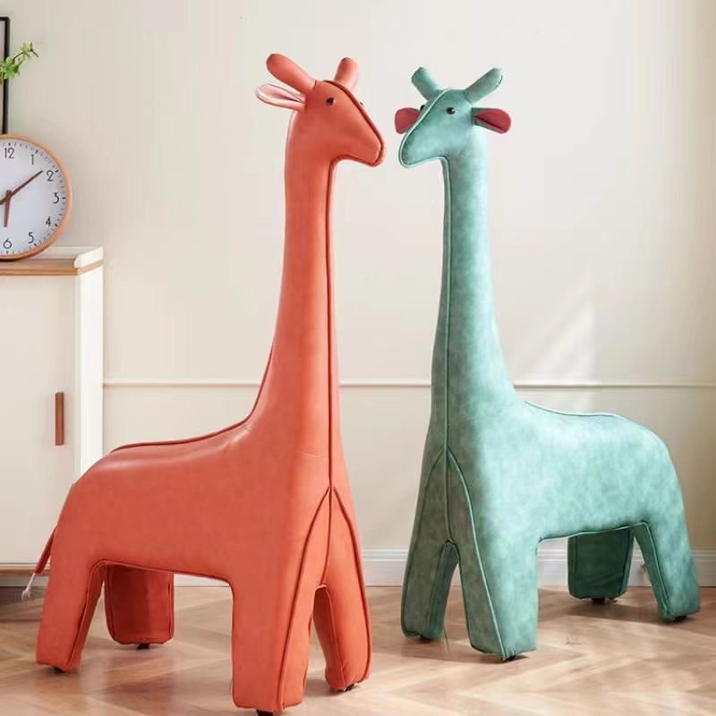 Giraffe toddler chair